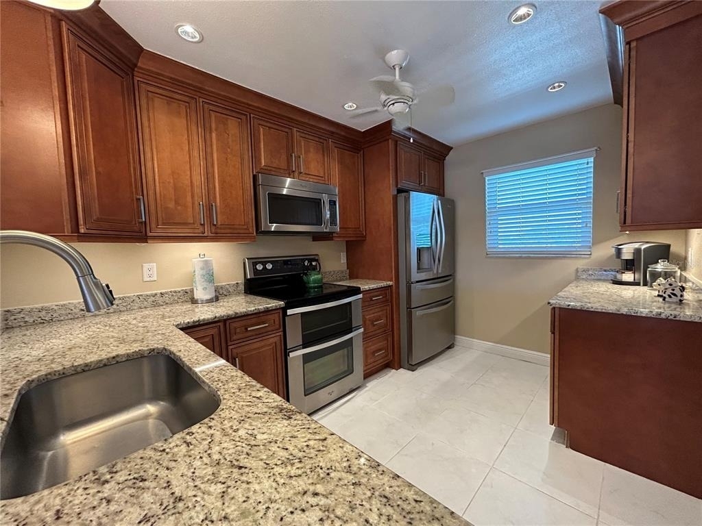 4040 Ironwood Circle - Photo 3