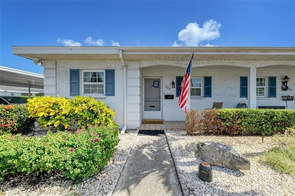 9810 Dorado Avenue - Photo 1