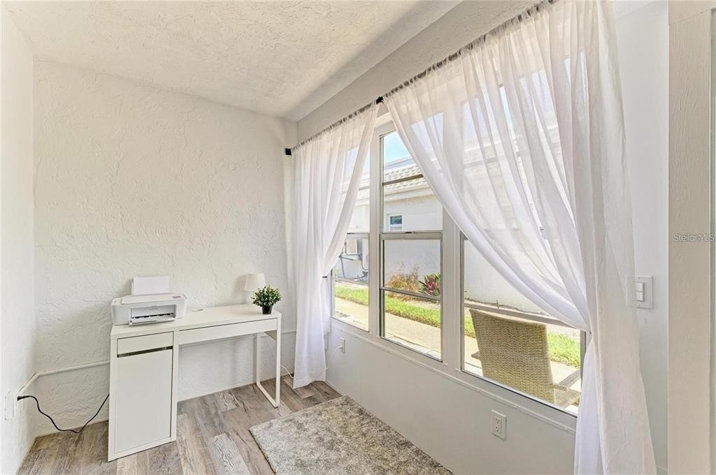 9810 Dorado Avenue - Photo 10