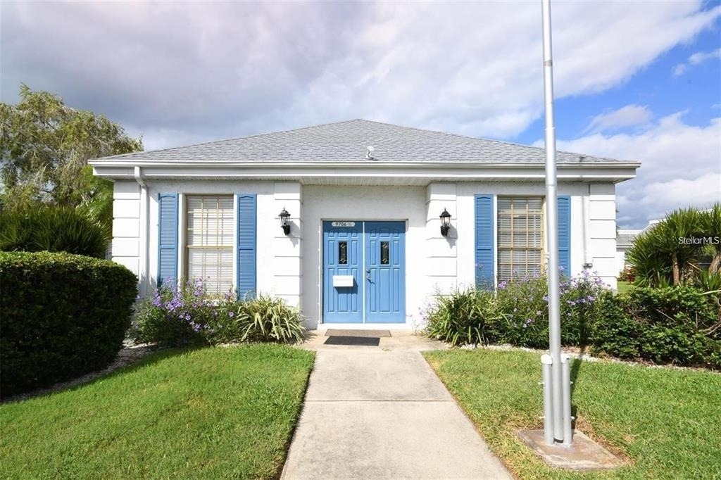 9810 Dorado Avenue - Photo 15