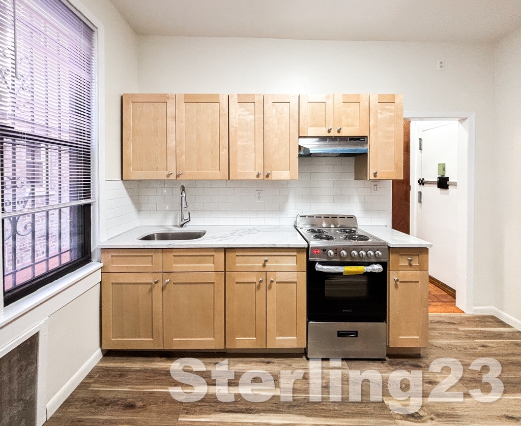 22-60 27th Street - Photo 2