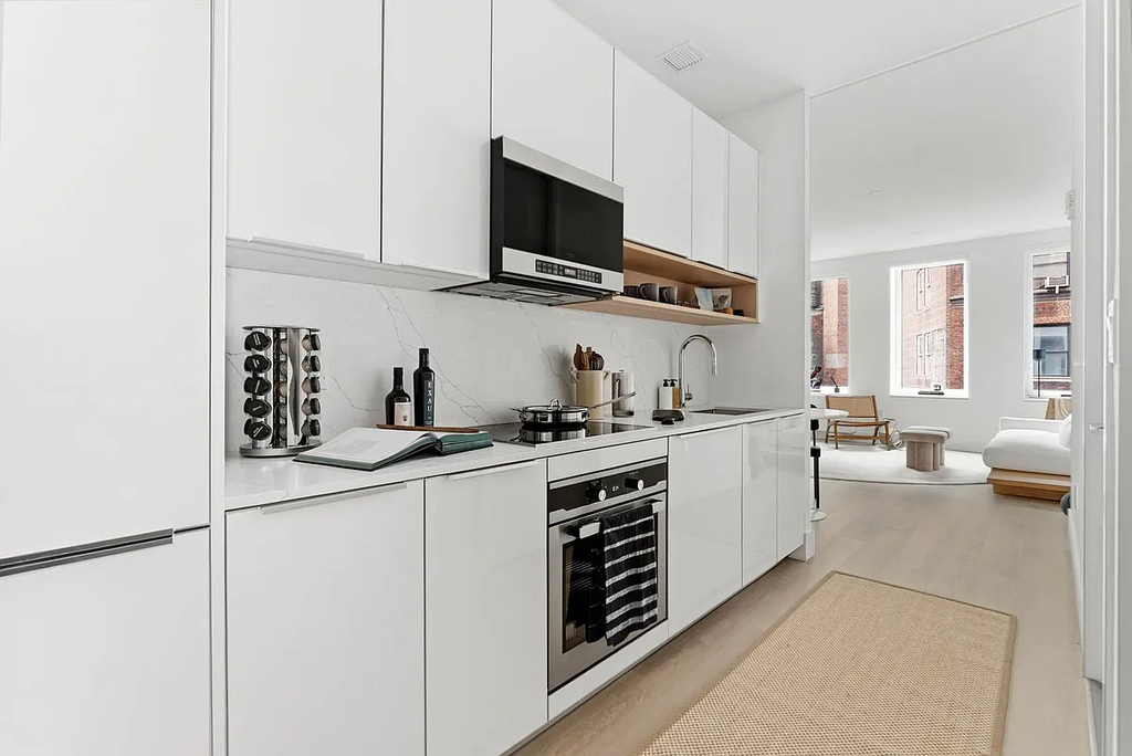 55 Broad Street - Photo 1