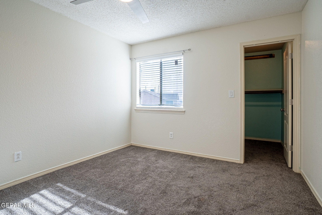 7041 Falling Leaf Circle - Photo 18