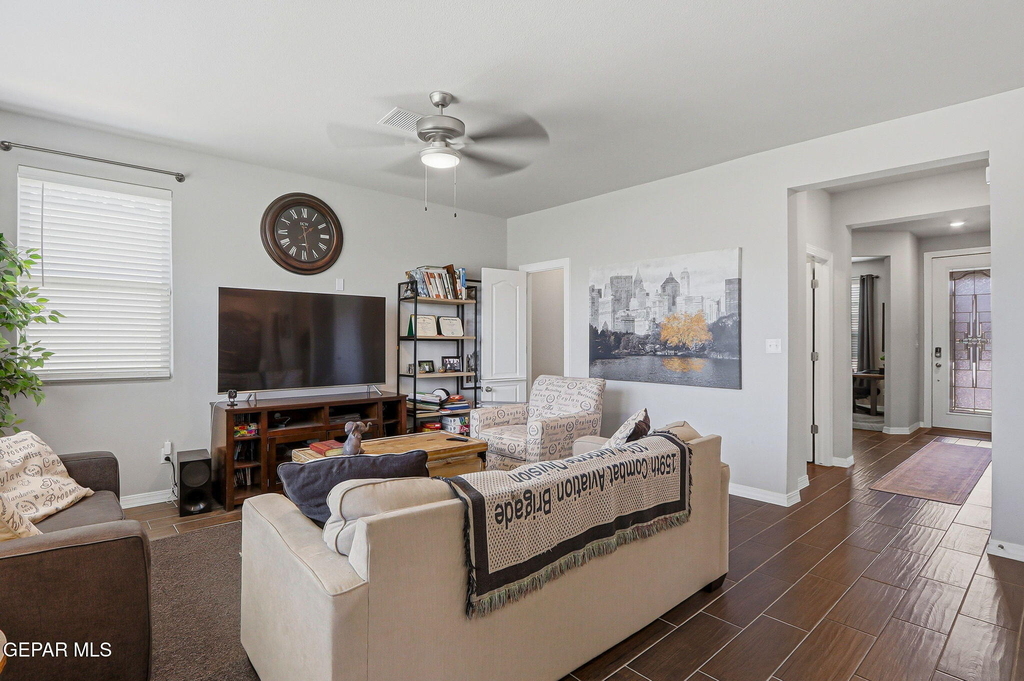 13852 Paseo De La Luna Avenue - Photo 20