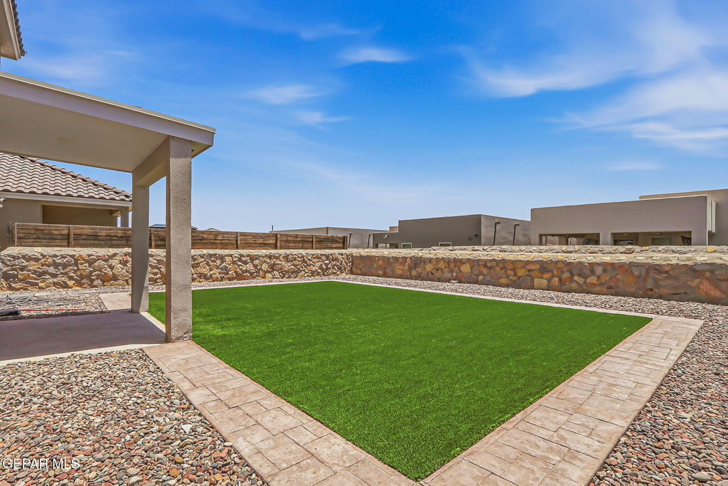 13852 Paseo De La Luna Avenue - Photo 45
