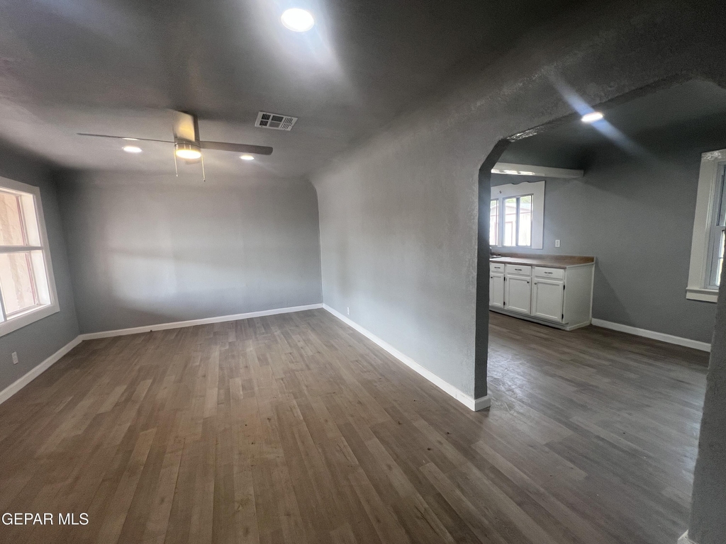 8405 Pinon Street - Photo 3