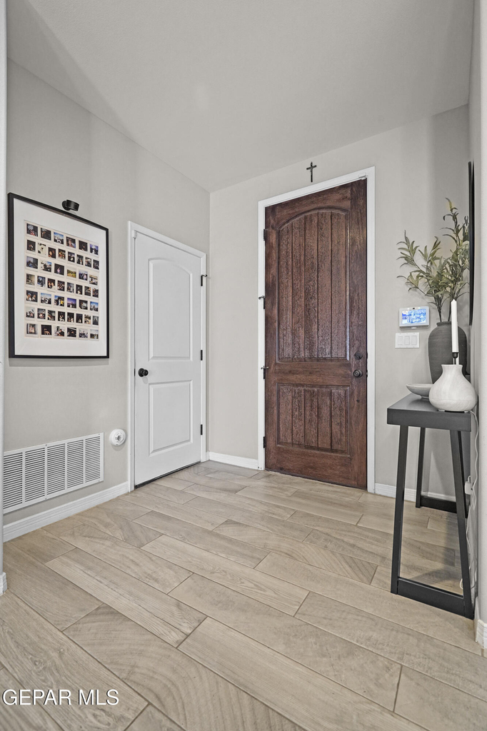 908 Tolworth Street - Photo 23