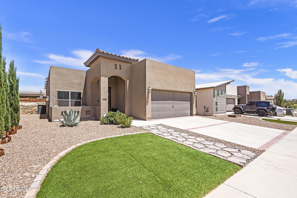 908 Tolworth Street - Photo 2