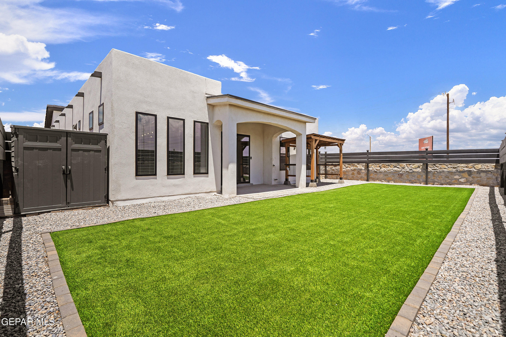 13992 Margaret Ponce Avenue - Photo 30