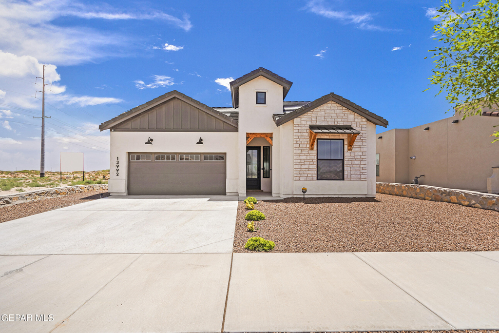 13992 Margaret Ponce Avenue - Photo 0