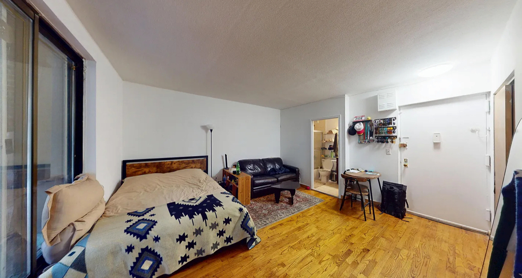 East 29th street  - Photo 1
