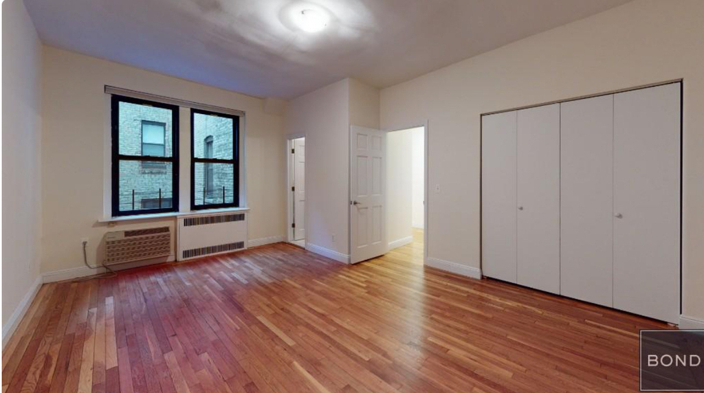East 78th street  - Photo 3