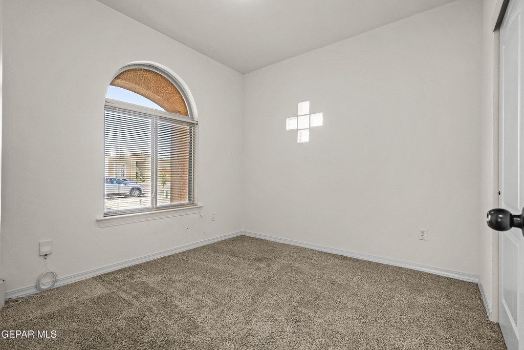 13621 Hazlewood Street - Photo 4