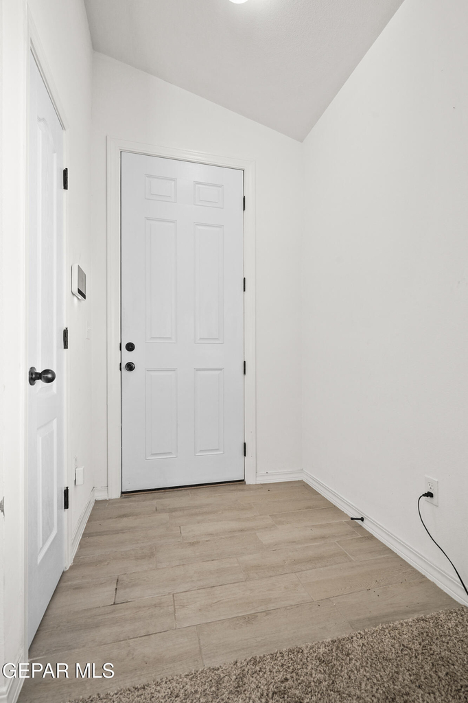 13621 Hazlewood Street - Photo 11