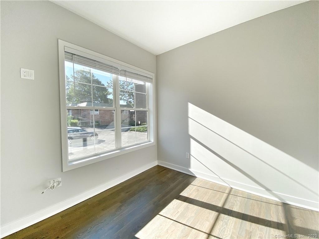 4 Berkeley Street - Photo 4