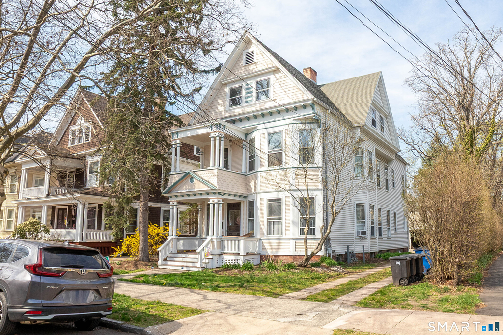 187 Lawrence Street - Photo 0