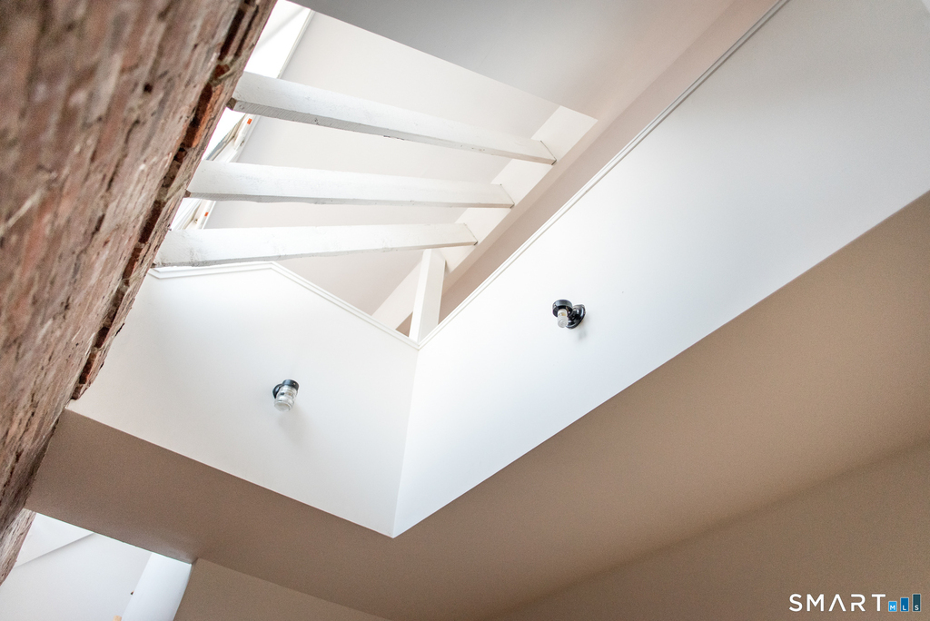 110 Avon Street - Photo 6