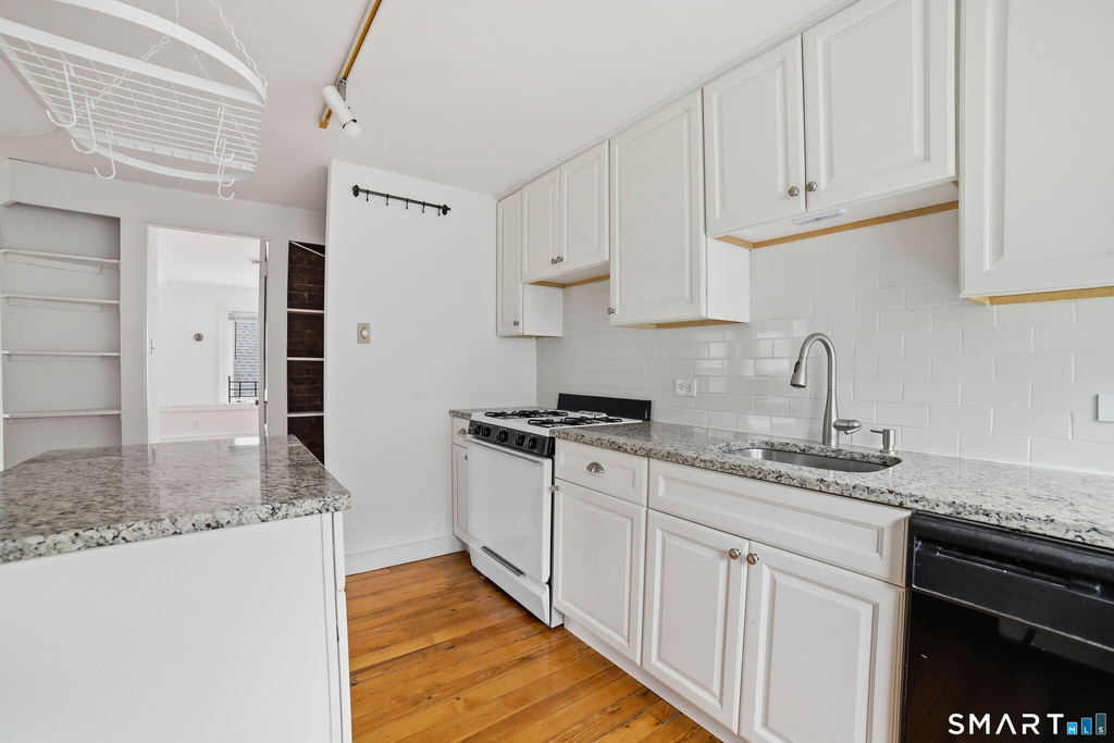 110 Avon Street - Photo 29