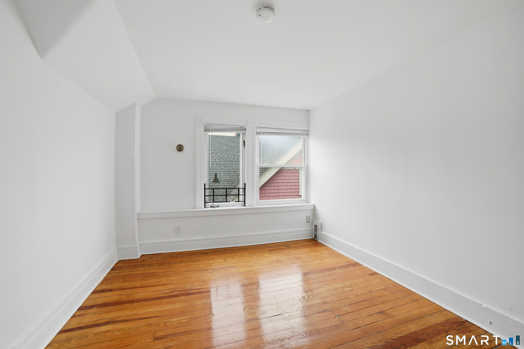 110 Avon Street - Photo 19