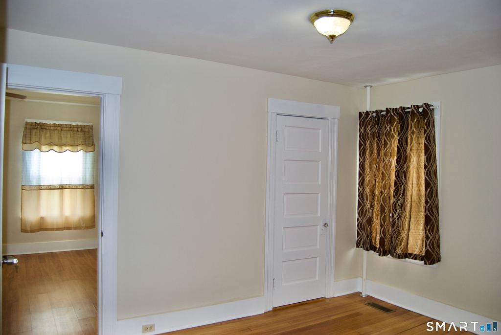 37 Putnam Street - Photo 9