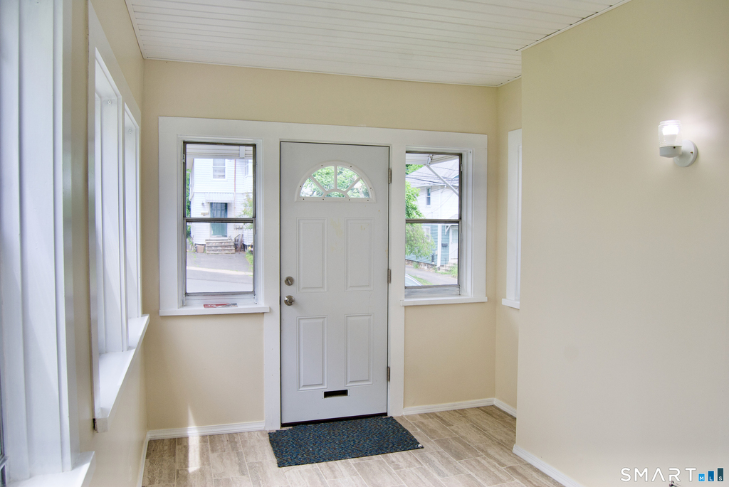 37 Putnam Street - Photo 0