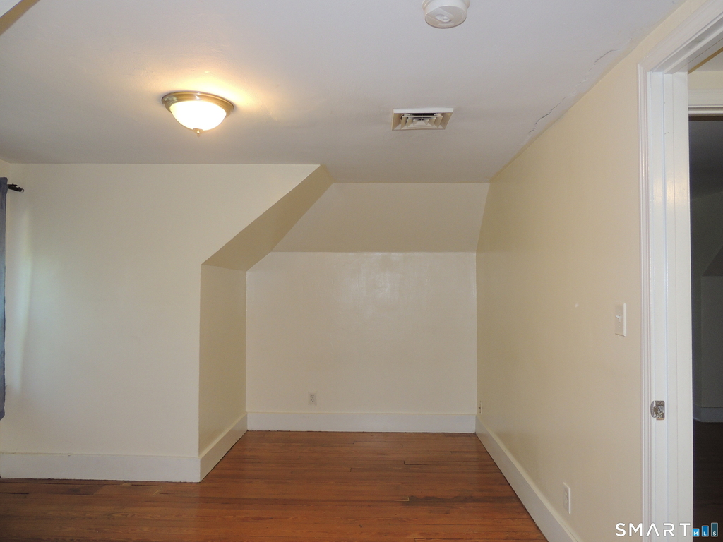 382 Winthrop Avenue - Photo 11