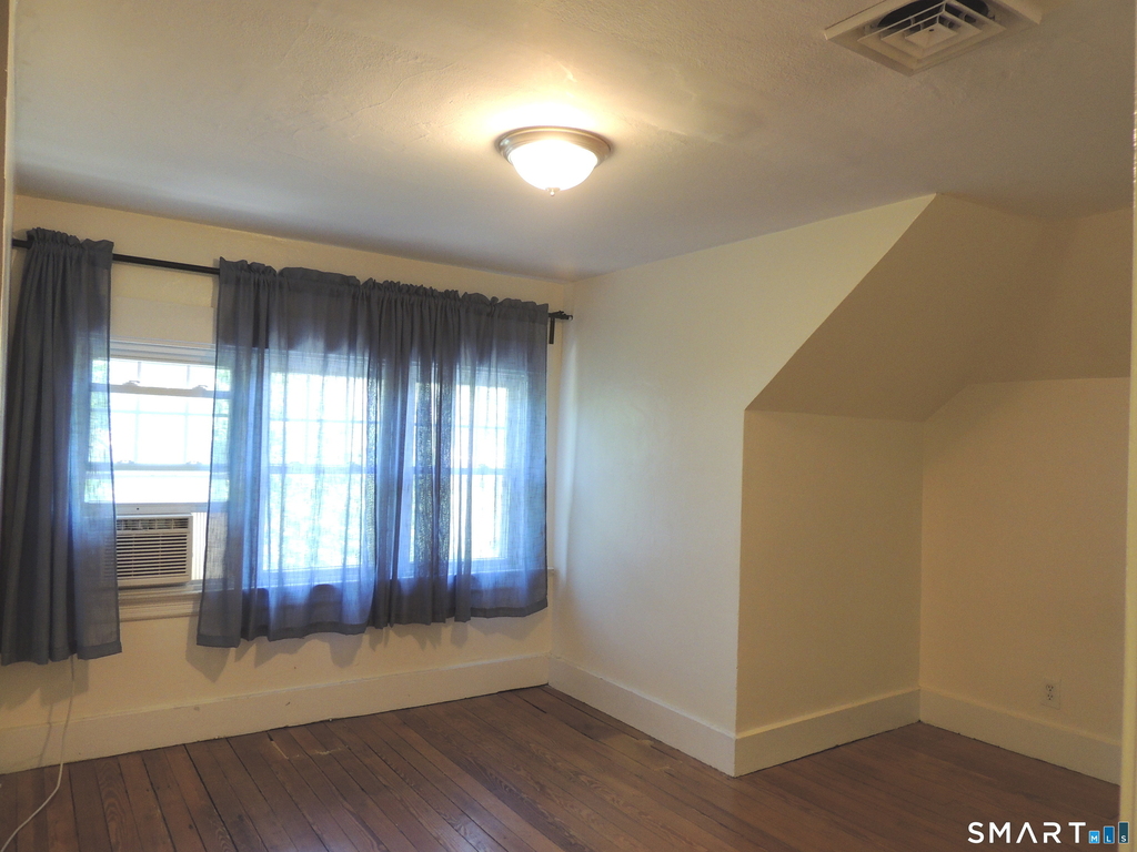 382 Winthrop Avenue - Photo 14