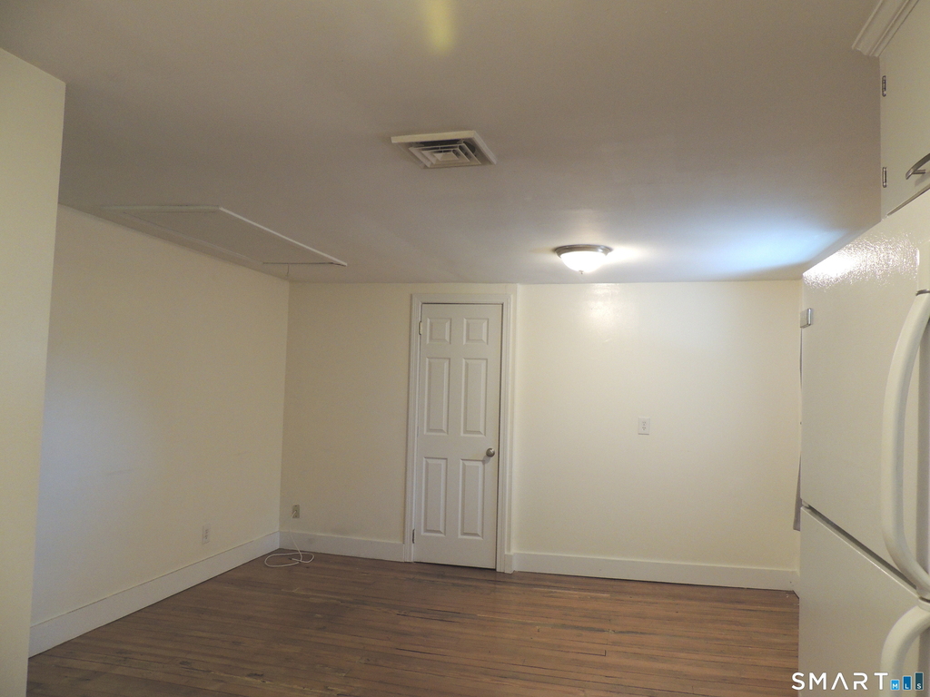 382 Winthrop Avenue - Photo 10