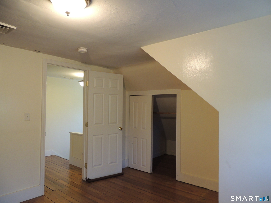 382 Winthrop Avenue - Photo 12