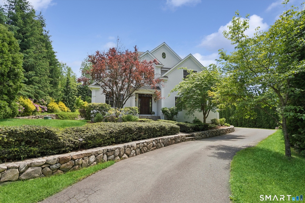 87 Kings Highway - Photo 0