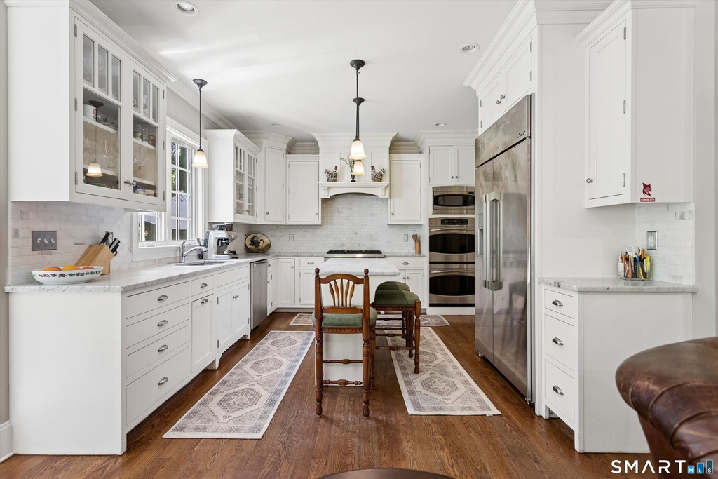 87 Kings Highway - Photo 13