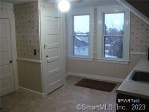 263 Roselle Street - Photo 4