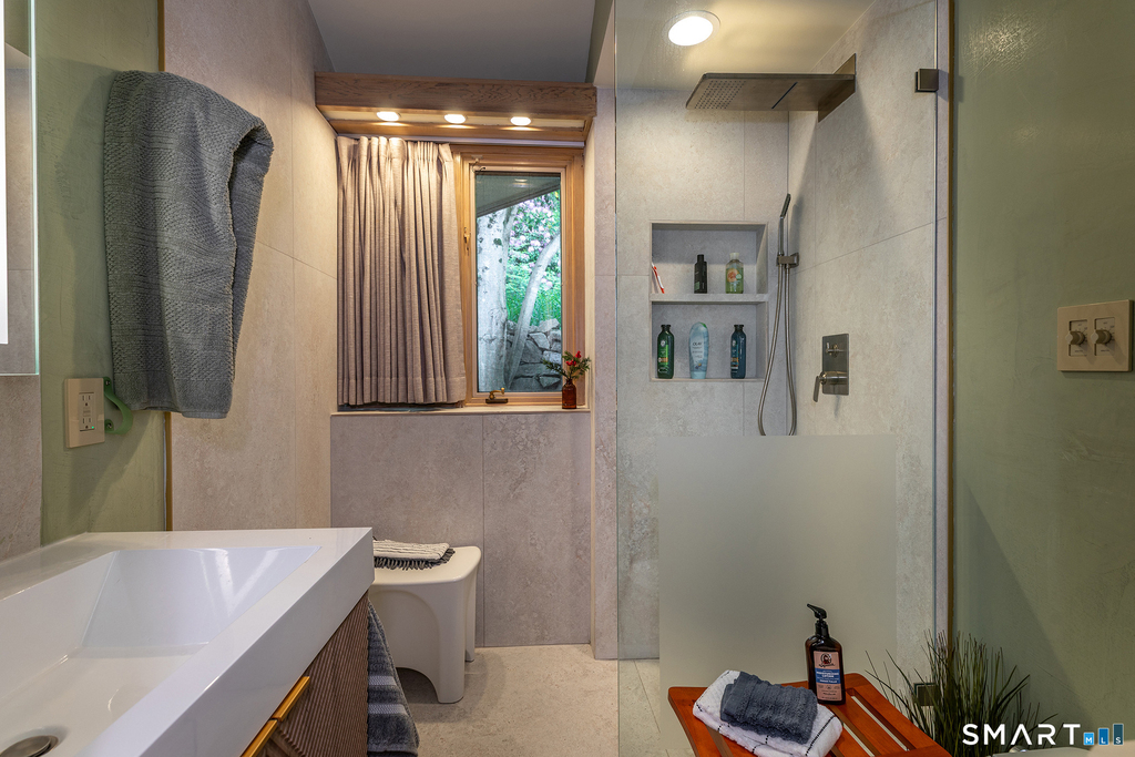 250 Westledge Drive - Photo 14