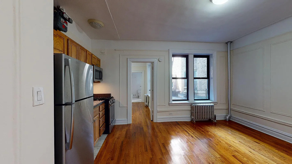 605 West 170th Street - Photo 6