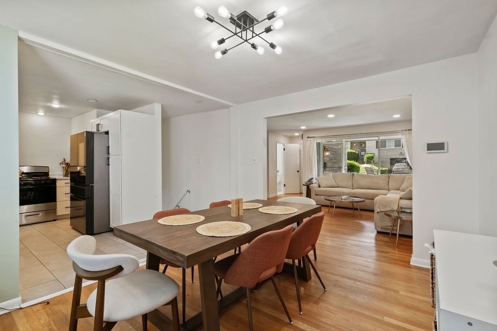 6581 Rosemoor Street - Photo 6