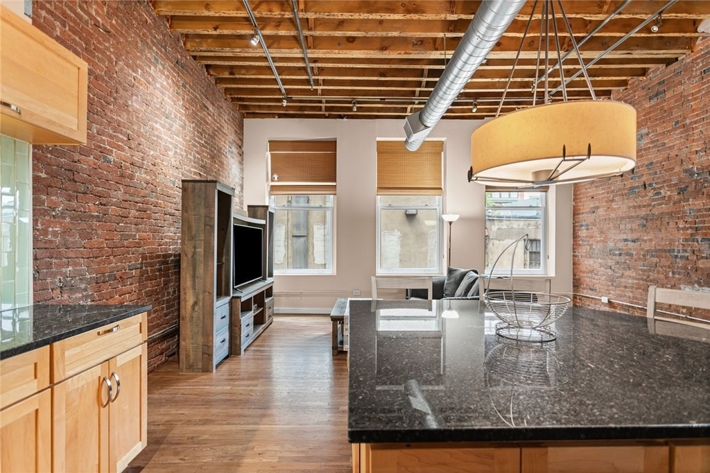 951 Liberty Ave - Photo 14