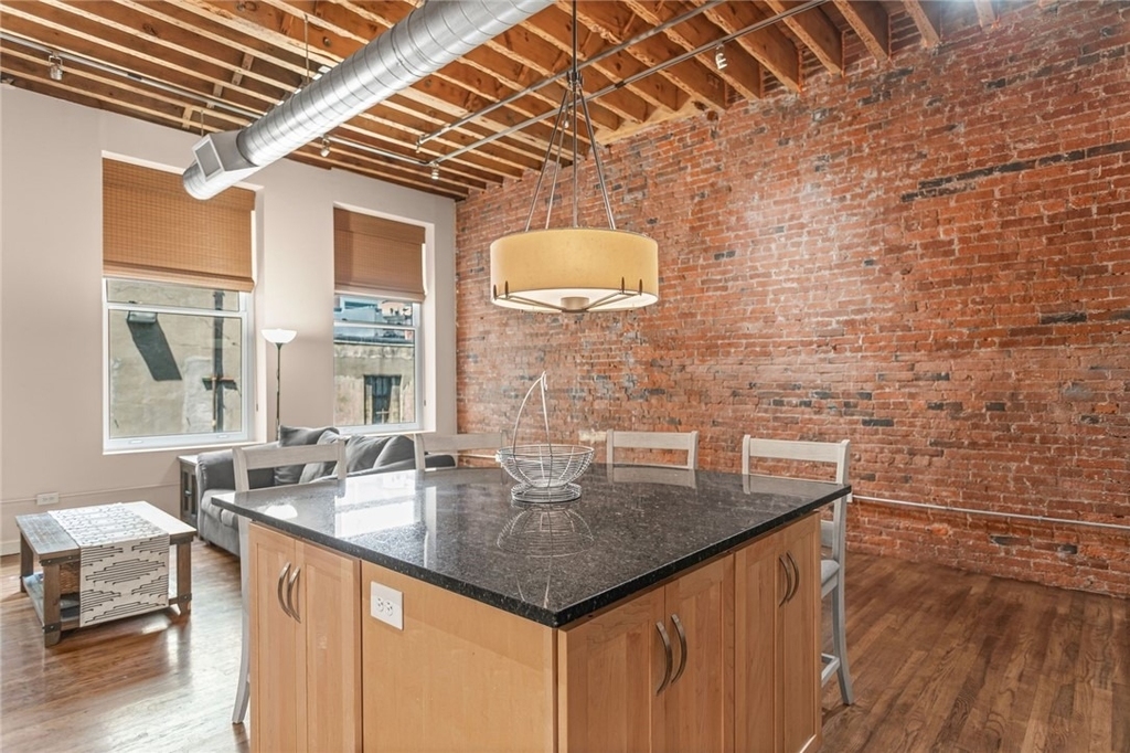 951 Liberty Ave - Photo 12