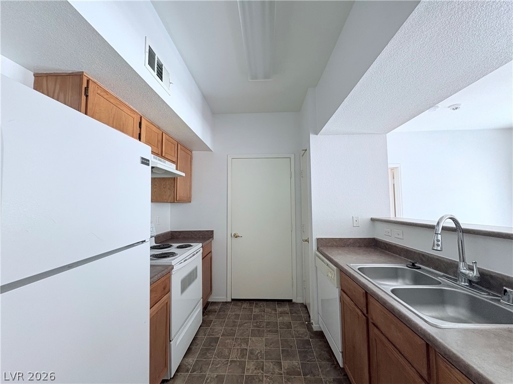 6650 W Warm Springs Road - Photo 6