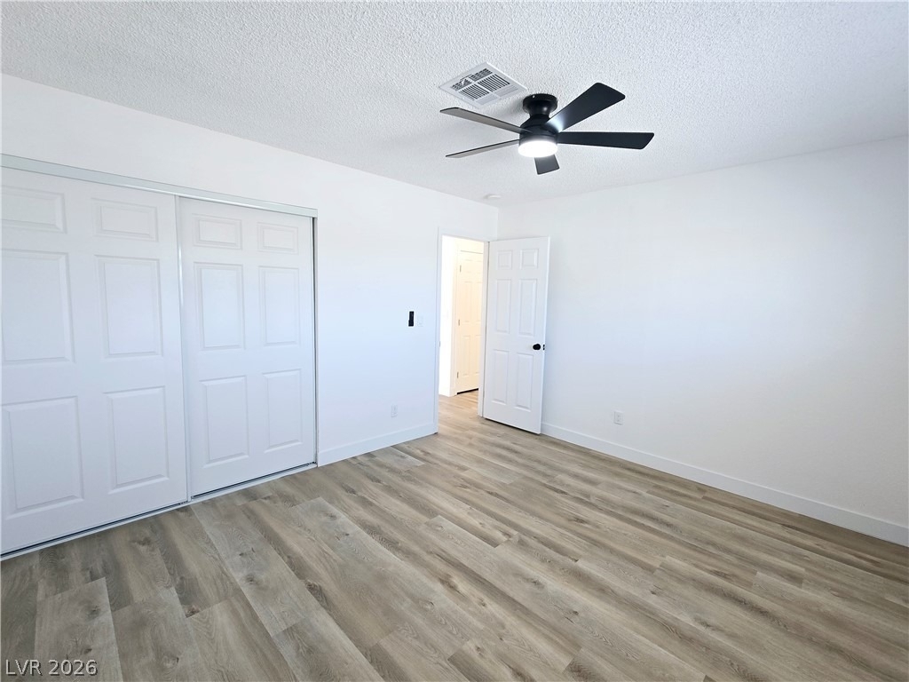 1083 E Calvada Boulevard - Photo 18