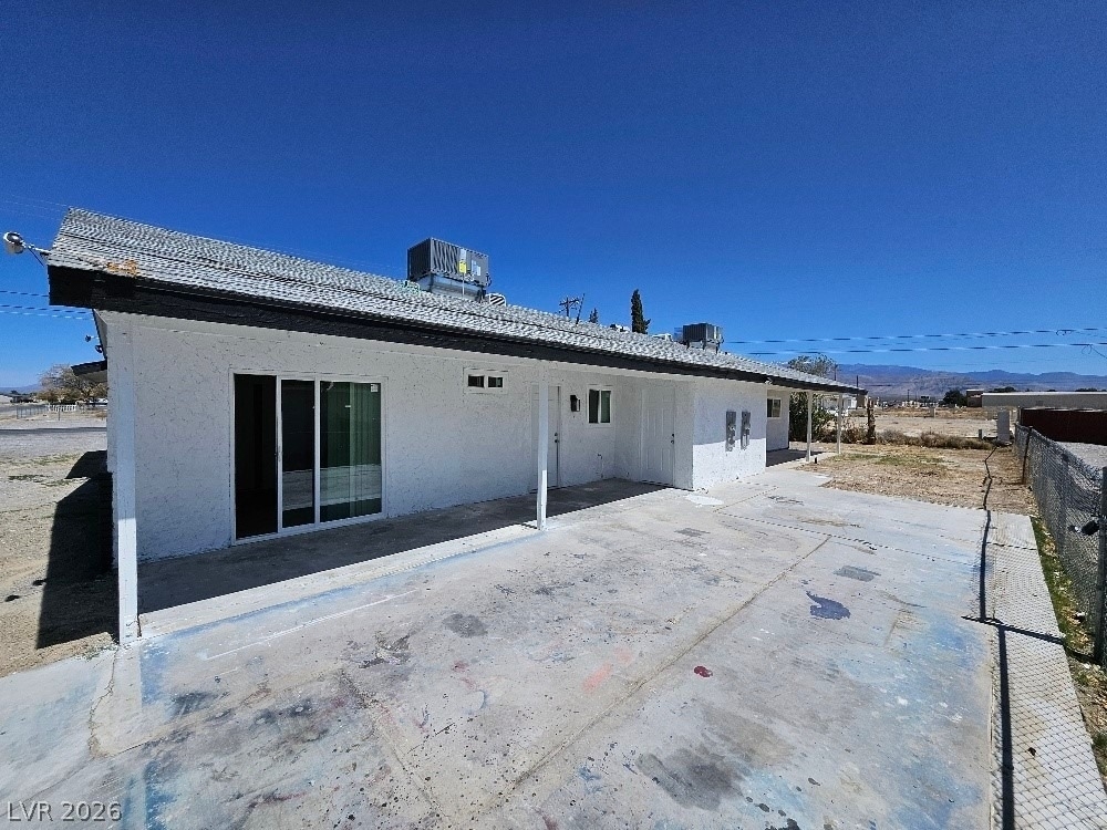 1083 E Calvada Boulevard - Photo 25