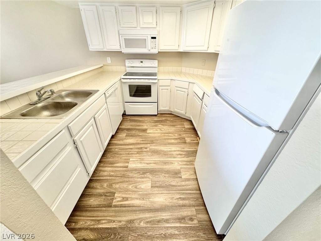 6250 W Flamingo Road - Photo 1
