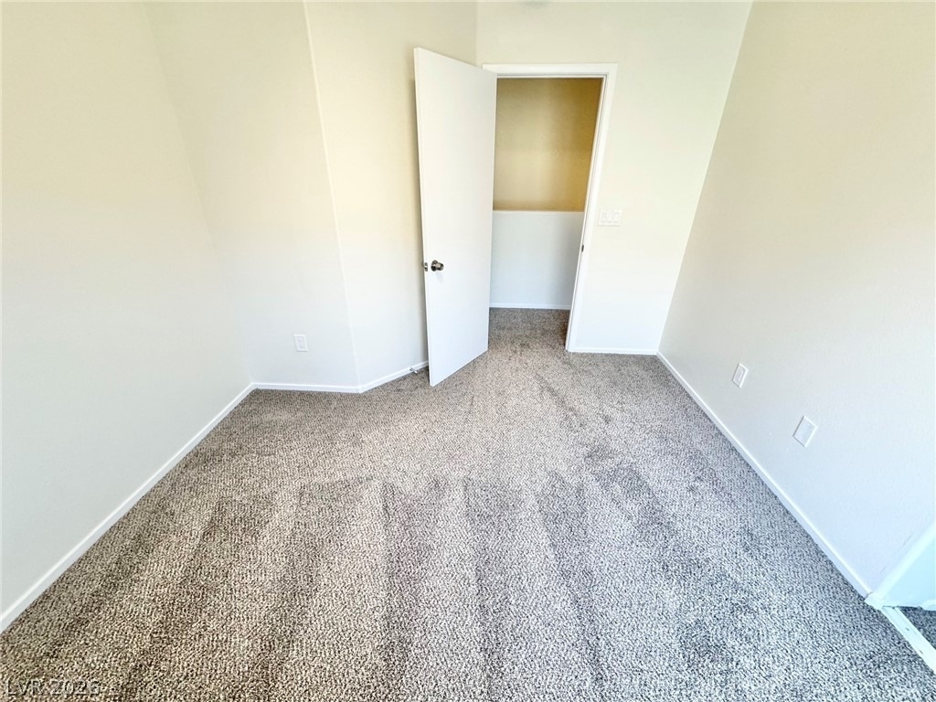 8745 Tomnitz Avenue - Photo 14