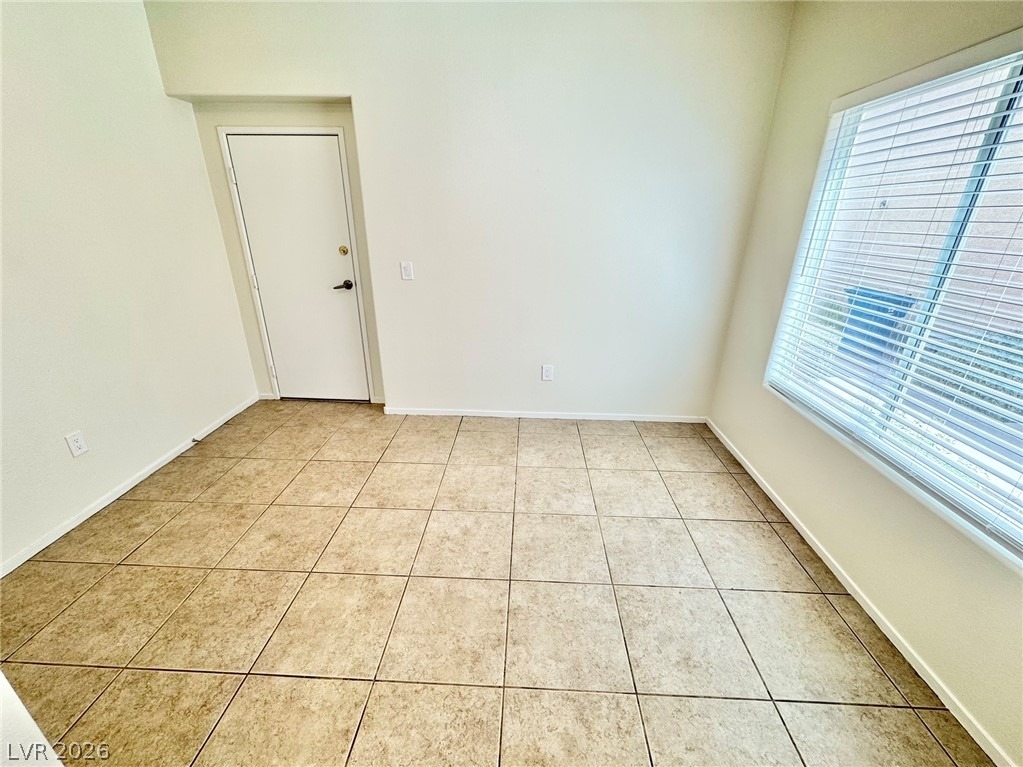 8745 Tomnitz Avenue - Photo 4
