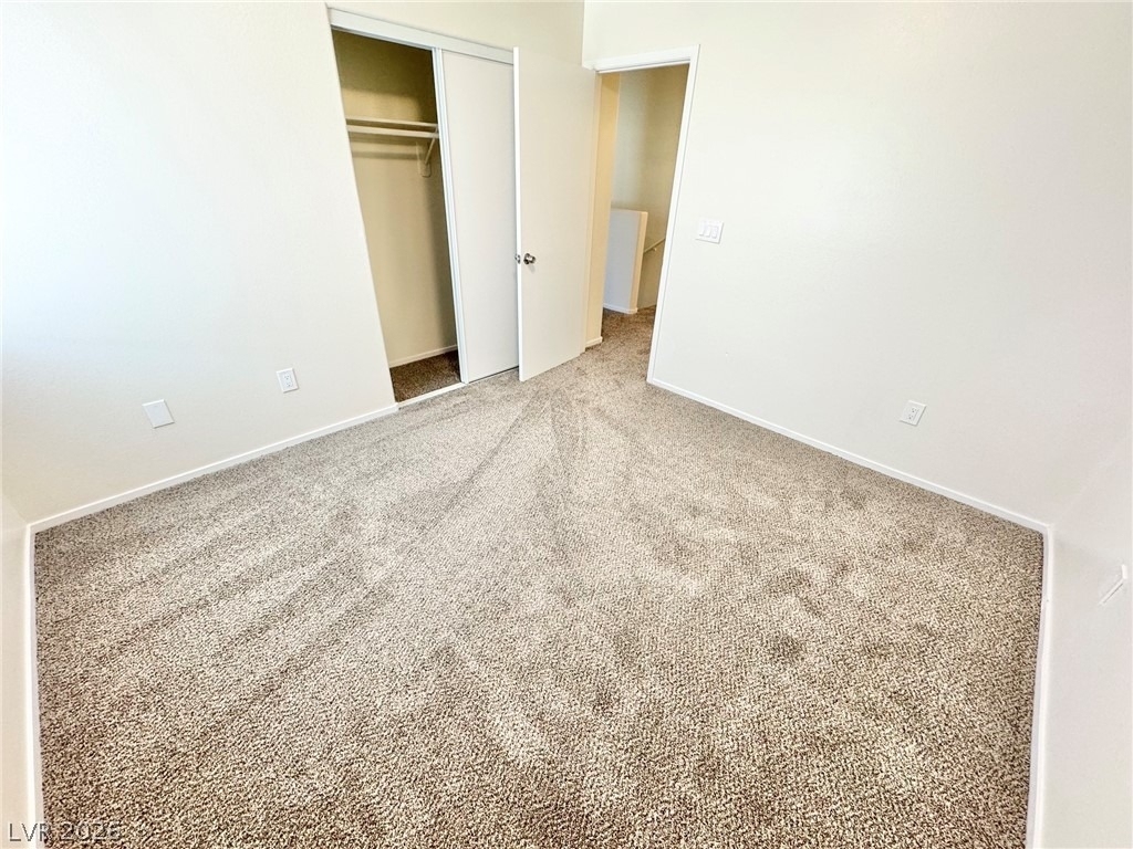 8745 Tomnitz Avenue - Photo 9