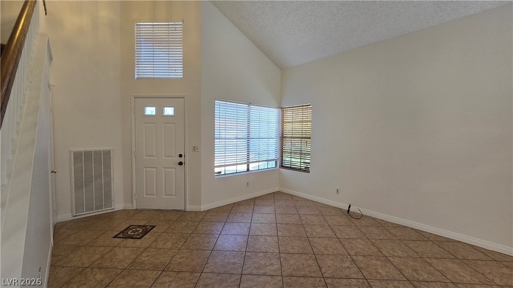 4724 Cosley Drive - Photo 2