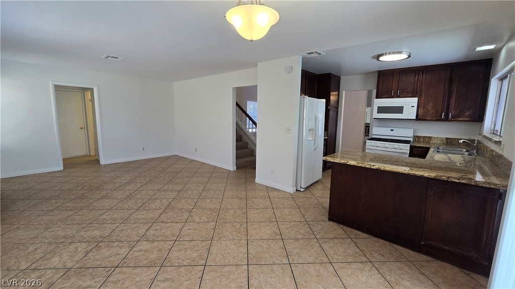 4724 Cosley Drive - Photo 8