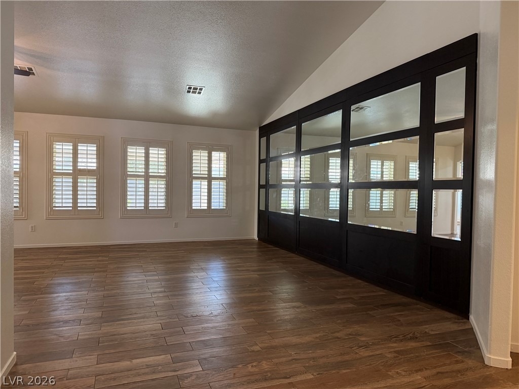 2209 Sexton Avenue - Photo 2