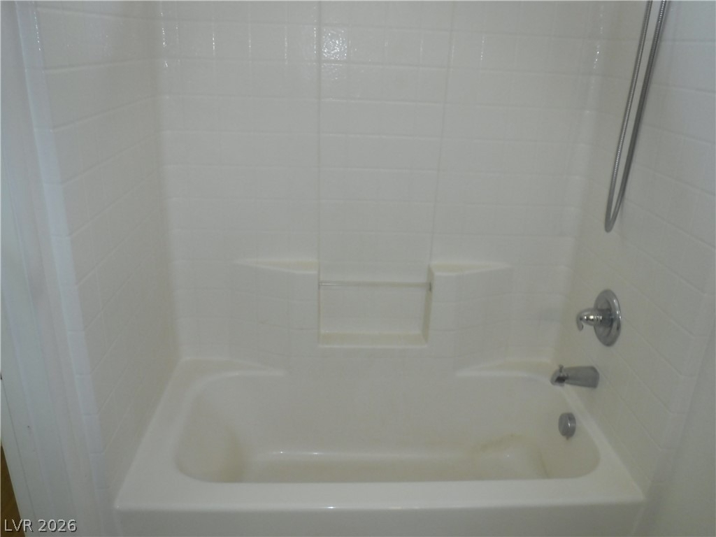 10680 Foggy Glen Avenue - Photo 16