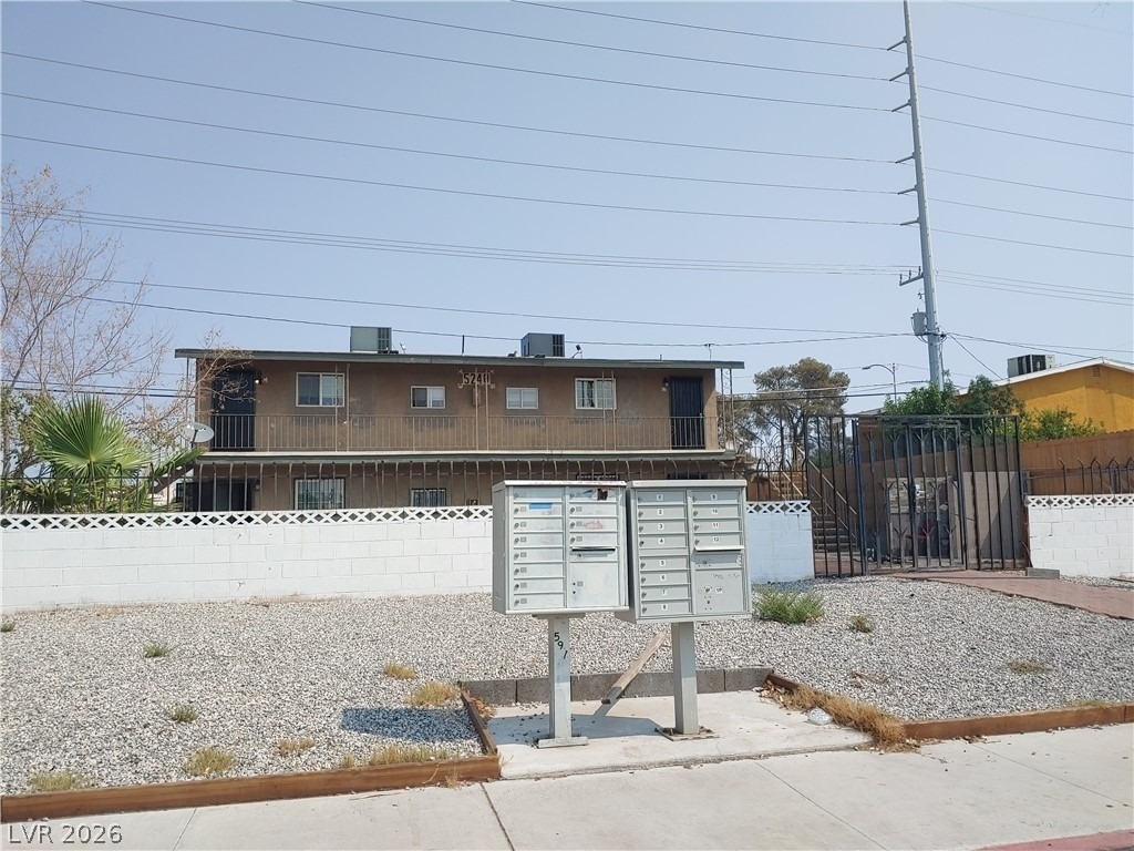 5240 Pebble Beach Boulevard - Photo 2