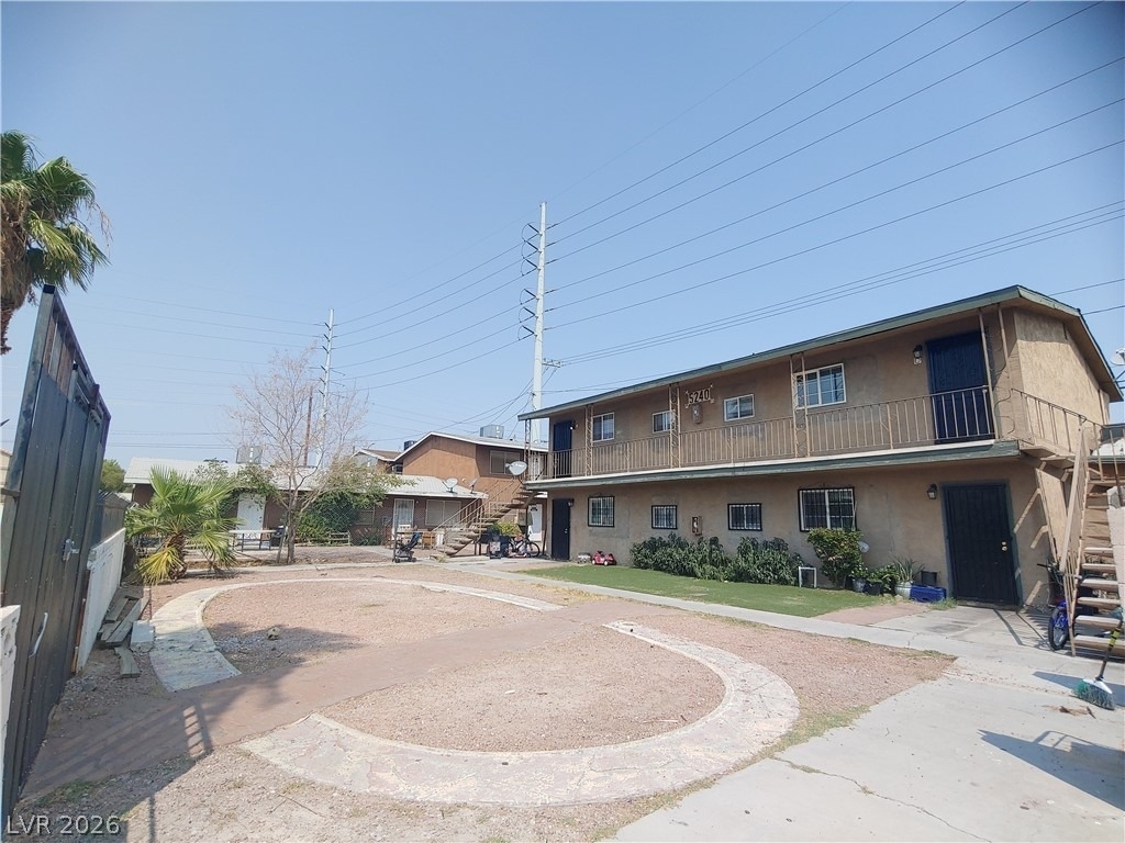 5240 Pebble Beach Boulevard - Photo 0